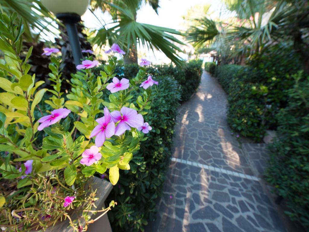 Baia Del Godano Resort & Spa Capo Vaticano Extérieur photo